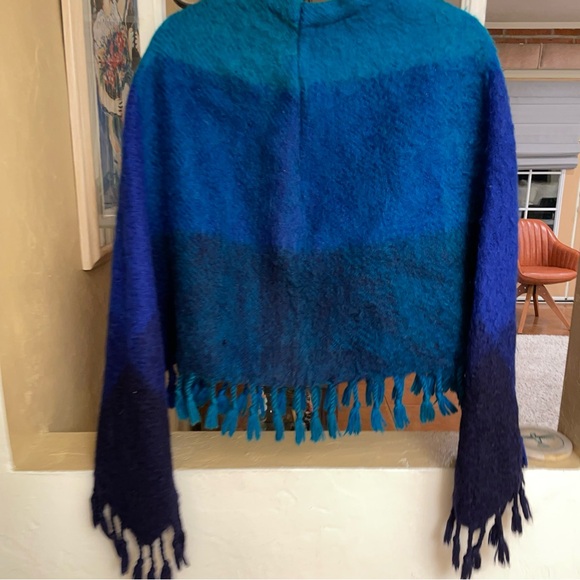 Woman’s Pancho Blue Wool Size S/M Fringe - Picture 3 of 5